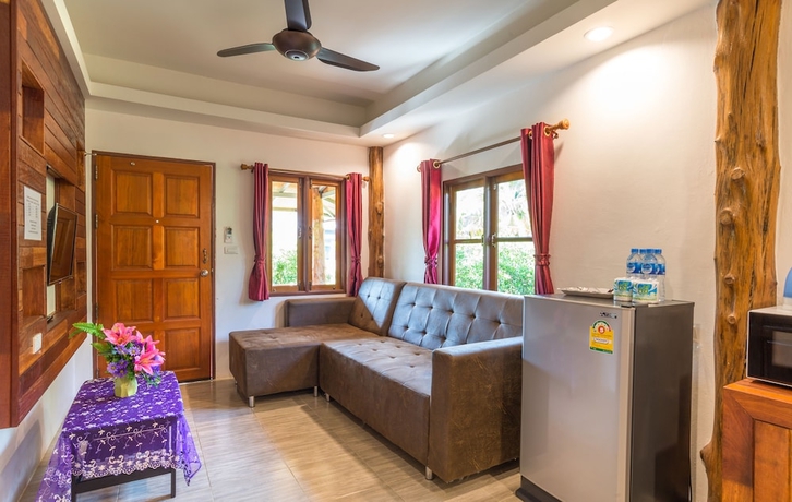 Imagen de la habitación del Hotel Pinthong Aonang Villa. Foto 11