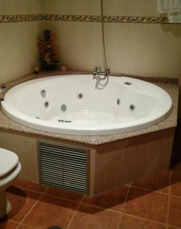 Imagen general del Hotel Pi&ntilde;era. Foto 8