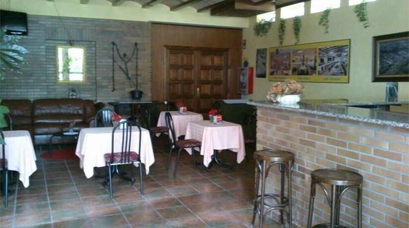 Imagen general del Hotel Pi&ntilde;era. Foto 14