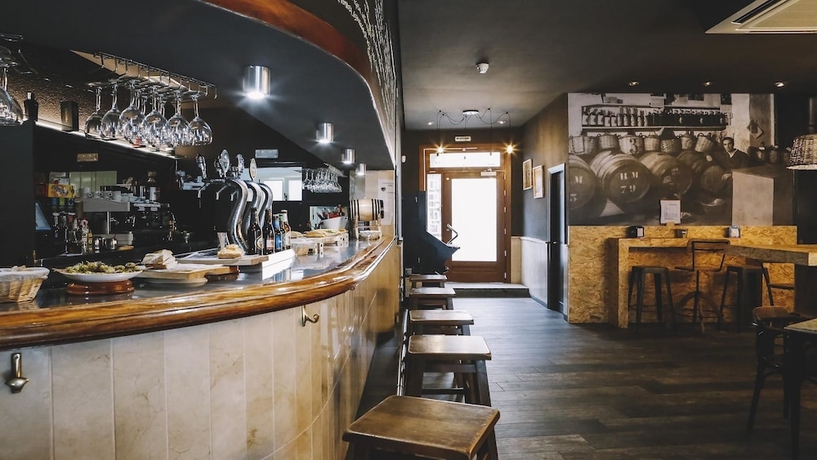 Imagen de los interiores del Hotel Piñupe. Foto 15