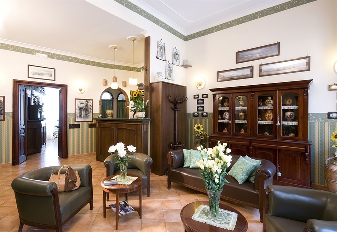 Imagen de los interiores del Hotel Pinto Storey. Foto 15