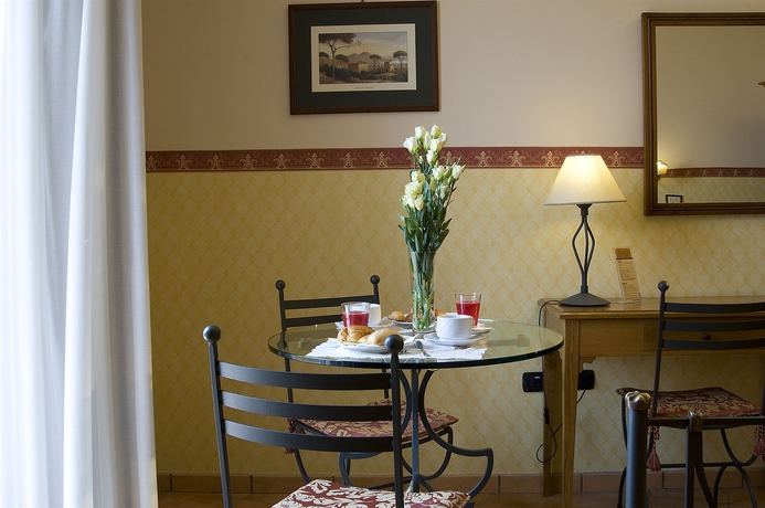 Imagen de la habitación del Hotel Pinto Storey. Foto 11