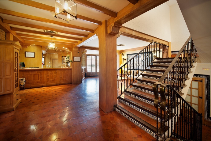 Imagen de los interiores del Hotel Pintor El Greco. Foto 14