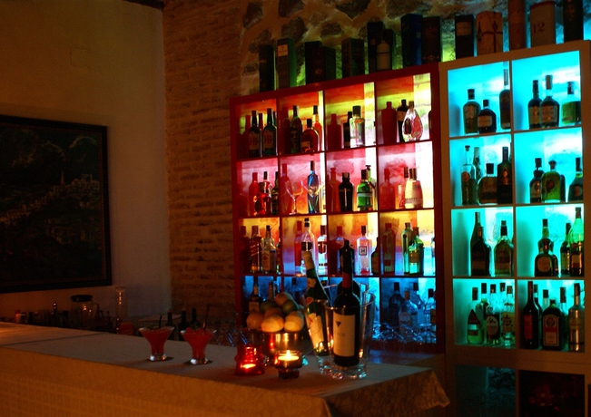 Imagen del bar/restaurante del Hotel Pintor El Greco. Foto 2