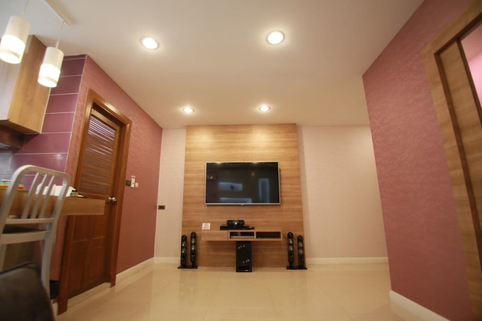 Imagen de la habitación del Hotel Pintree Service Apartment Pattaya. Foto 15