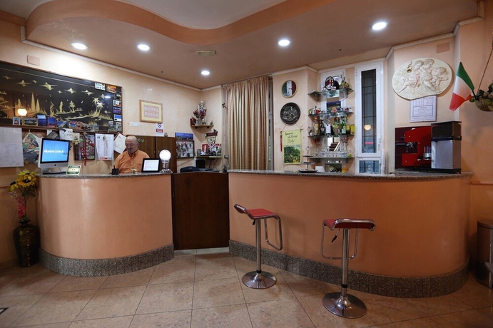 Imagen de los interiores del Hotel Piola. Foto 18