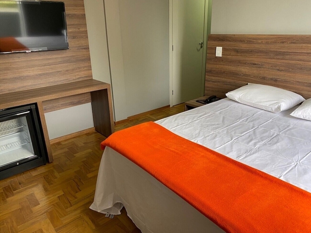 Imagen de la habitación del Hotel Piolin Palace. Foto 4