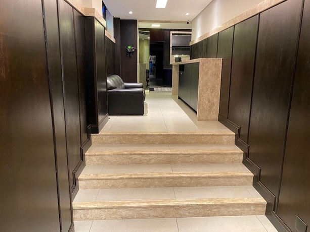 Imagen de los interiores del Hotel Piolin Palace. Foto 17