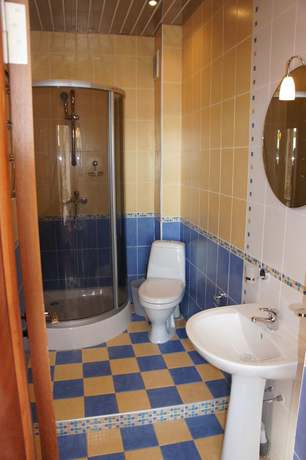 Imagen de la habitación del Hotel Pioner. Foto 4