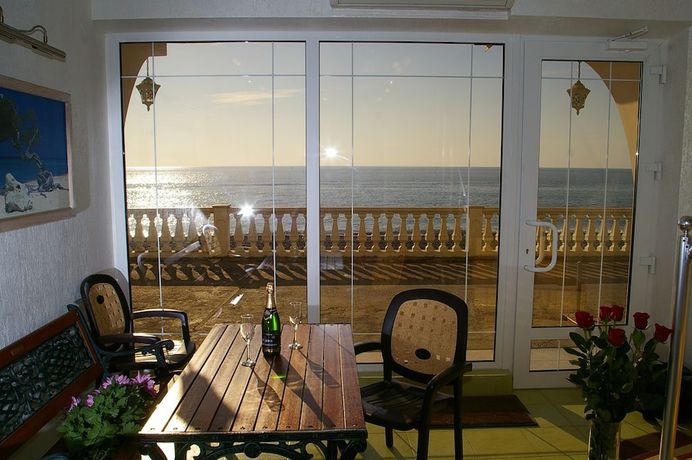 Imagen general del Hotel Pioner. Foto 1