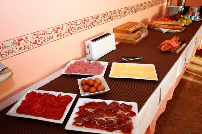 Imagen del bar/restaurante del Hotel Pipo. Foto 4