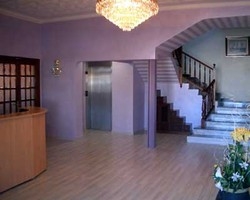 Imagen de los interiores del Hotel Piqué. Foto 6