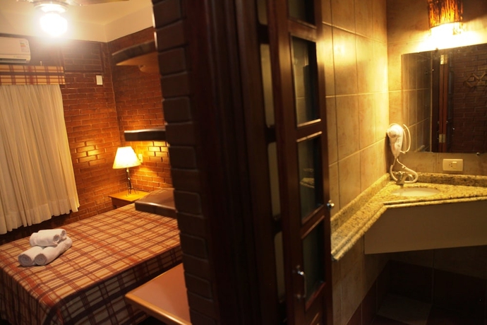 Imagen de la habitación del Hotel Pir&aacute; Mi&uacute;na. Foto 5