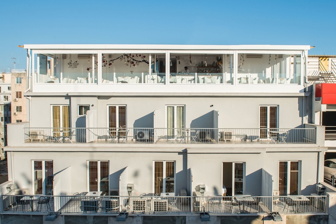 Imagen de los exteriores del Hotel Piraeus City. Foto 12