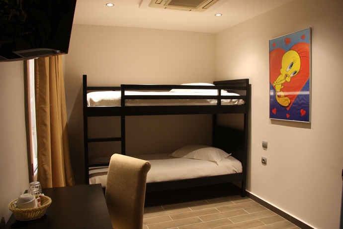 Imagen de los interiores del Hotel Piraeus City. Foto 15