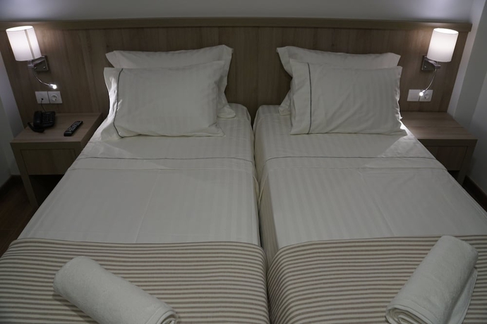 Imagen de la habitación del Hotel Piraeus Port. Foto 15