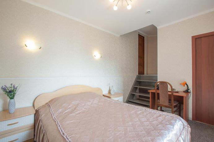 Imagen de la habitación del Hotel Piramida Business. Foto 2