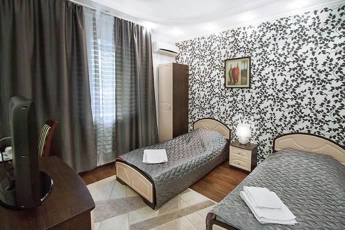 Imagen de la habitación del Hotel Piramida Business. Foto 7