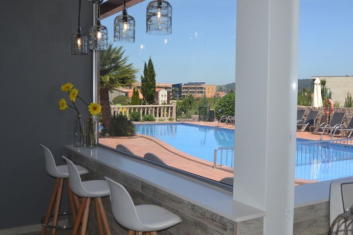 Imagen de la piscina del Hotel Piramide. Foto 18