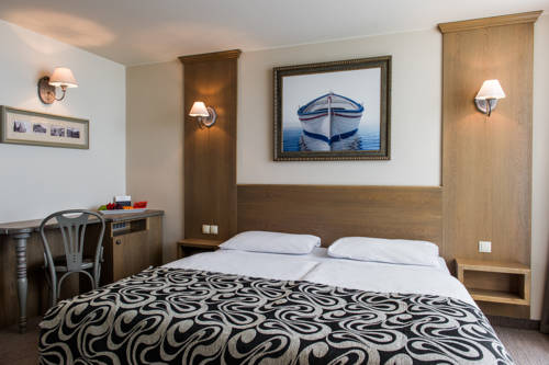 Imagen de la habitación del Hotel Piran. Foto 14