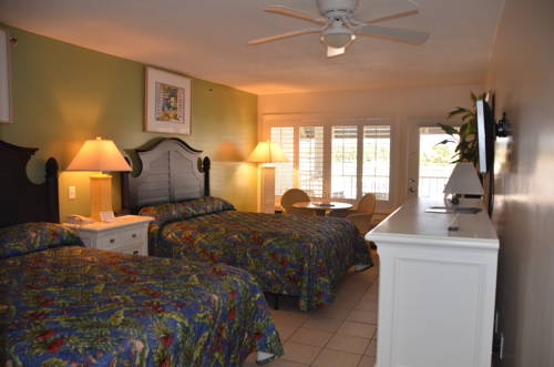 Imagen de la habitación del Hotel Pirate's Cove Resort and Marina. Foto 9