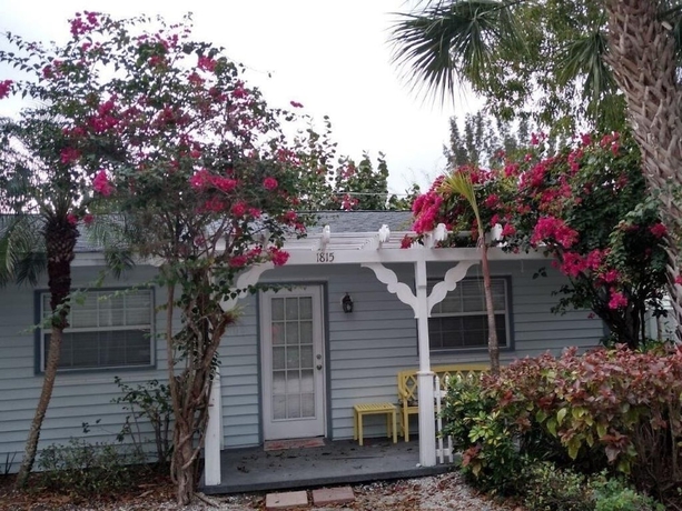 Imagen de la habitación del Hotel Pirate's Pointe Fishing Resort. Foto 2