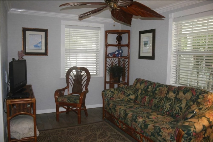 Imagen de la habitación del Hotel Pirate's Pointe Fishing Resort. Foto 6