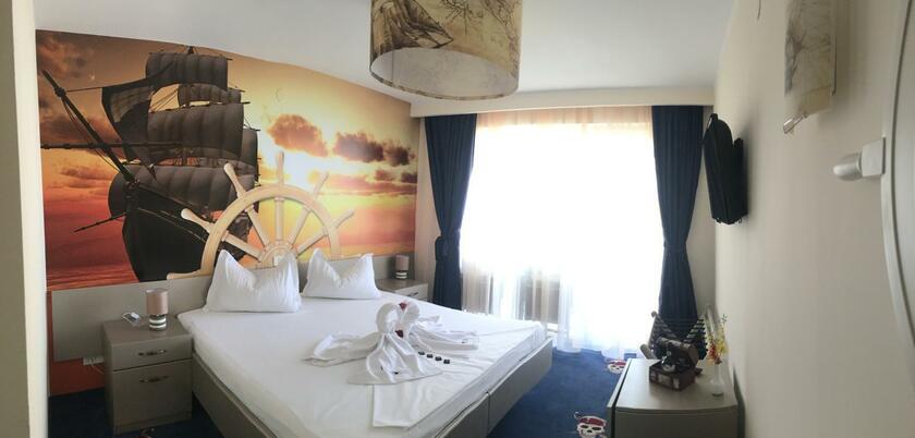 Imagen general del Hotel Pirates Resort. Foto 9