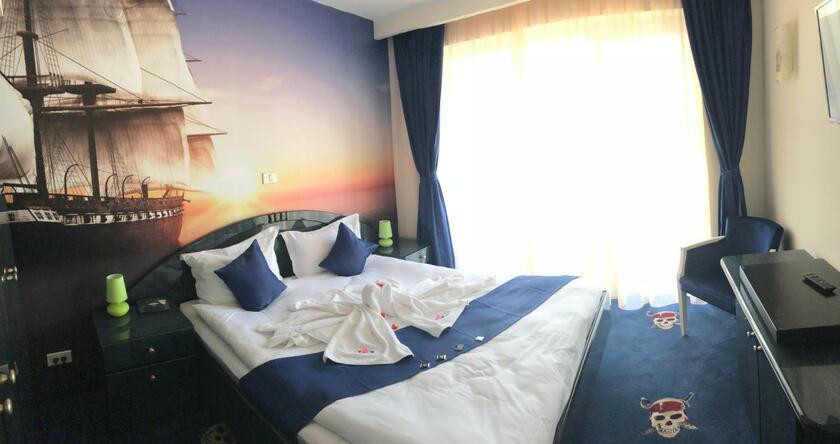 Imagen general del Hotel Pirates Resort. Foto 26