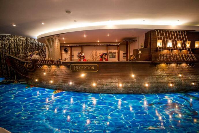 Imagen general del Hotel Pirates Resort. Foto 41