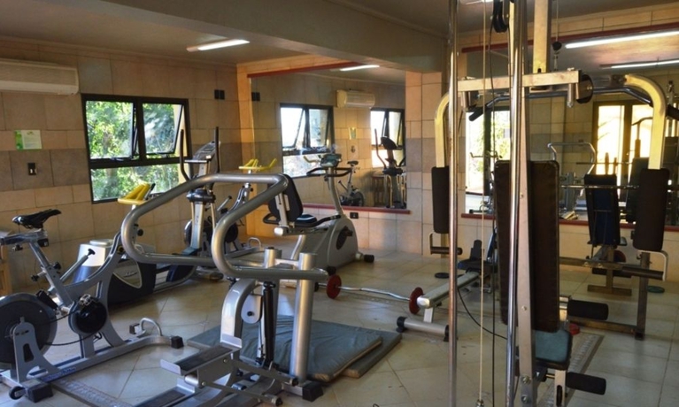 Imagen de los interiores del Hotel Pirayu Lodge Resort. Foto 10