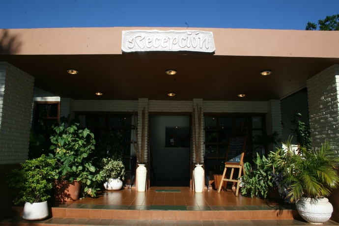 Imagen de los exteriores del Hotel Pirayu Lodge Resort. Foto 8