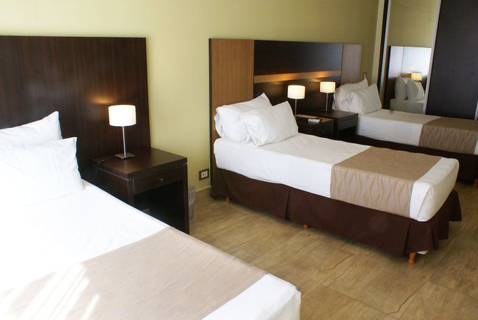 Imagen de la habitación del Hotel Pirayu and Resort. Foto 6