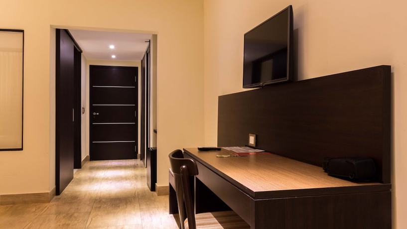 Imagen de la habitación del Hotel Pirayu and Resort. Foto 17