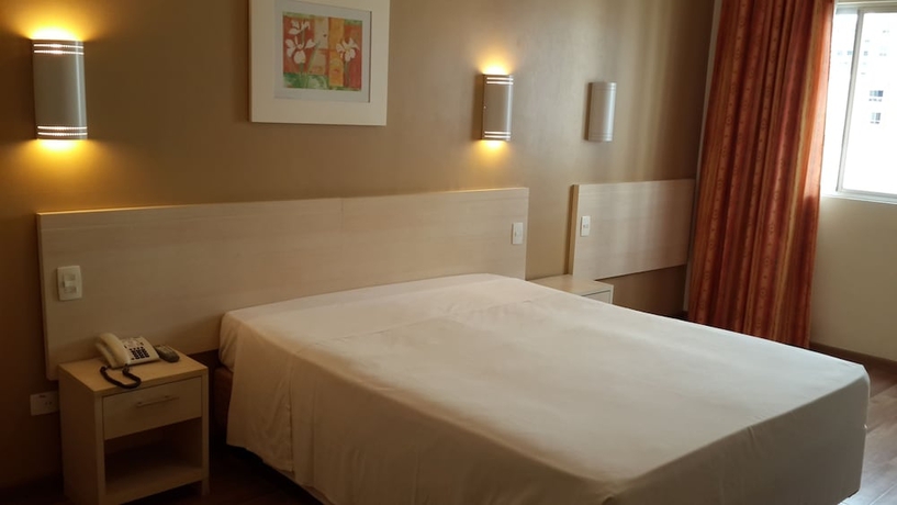 Imagen de la habitación del Hotel Pires. Foto 7