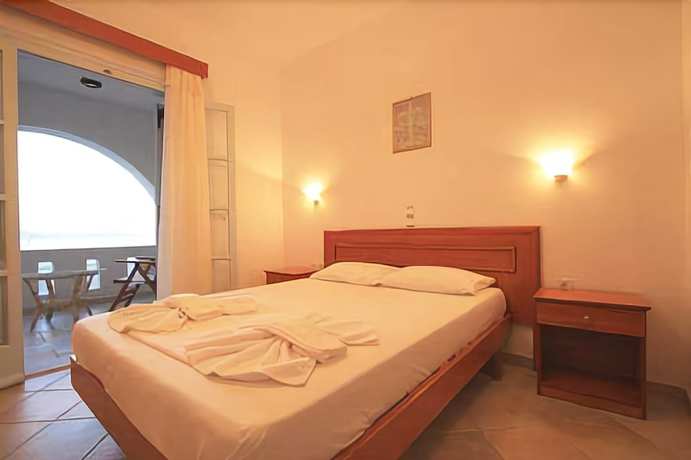Imagen de la habitación del Hotel Pirgos Stelida. Foto 18