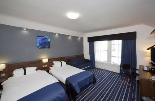 Imagen de la habitación del Hotel Piries. Foto 8