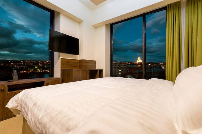 Imagen de la habitación del Hotel Pirimze Plaza. Foto 12