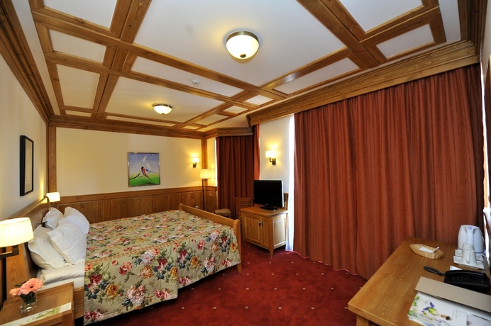 Imagen de la habitación del Hotel Pirin Golf and Spa. Foto 7