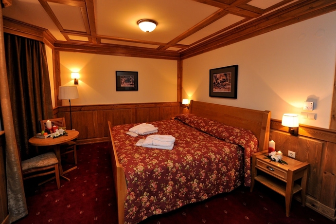 Imagen de la habitación del Hotel Pirin Golf and Spa. Foto 10