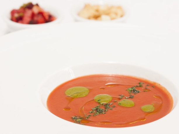 Imagen del bar/restaurante del Hotel Pirineos, Figueres. Foto 3