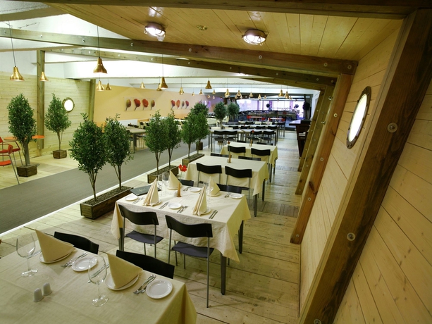 Imagen del bar/restaurante del Hotel Pirita Marina and Spa. Foto 3