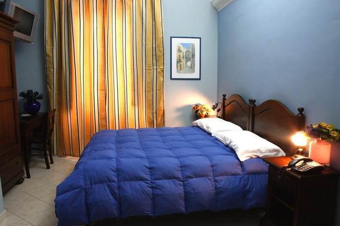Imagen de la habitación del Hotel Piro. Foto 11