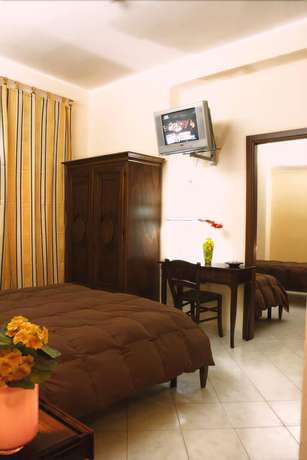 Imagen de la habitación del Hotel Piro. Foto 18