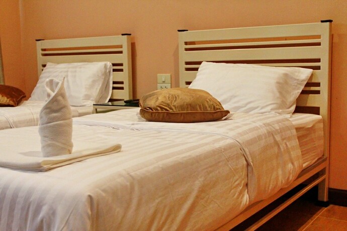 Imagen general del Hotel Pirom Lake And Resort. Foto 5