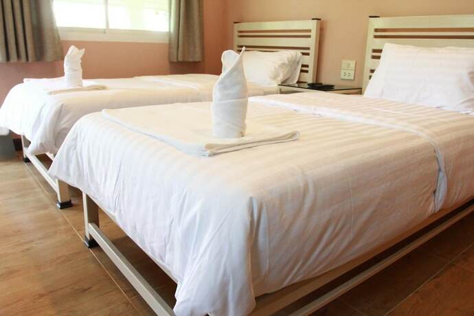 Imagen general del Hotel Pirom Lake And Resort. Foto 15