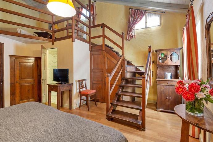 Imagen de la habitación del Hotel Pironi. Foto 12