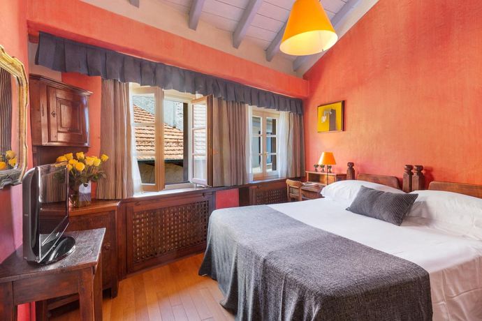 Imagen de la habitación del Hotel Pironi. Foto 15