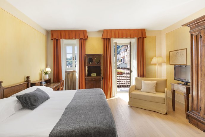 Imagen de la habitación del Hotel Pironi. Foto 18