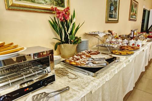 Imagen general del Hotel Pironi. Foto 2